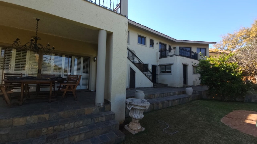 4 Bedroom Property for Sale in Ifafi North West